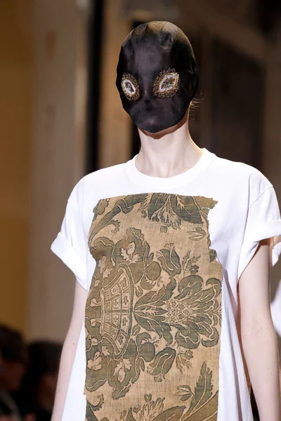 Look 52